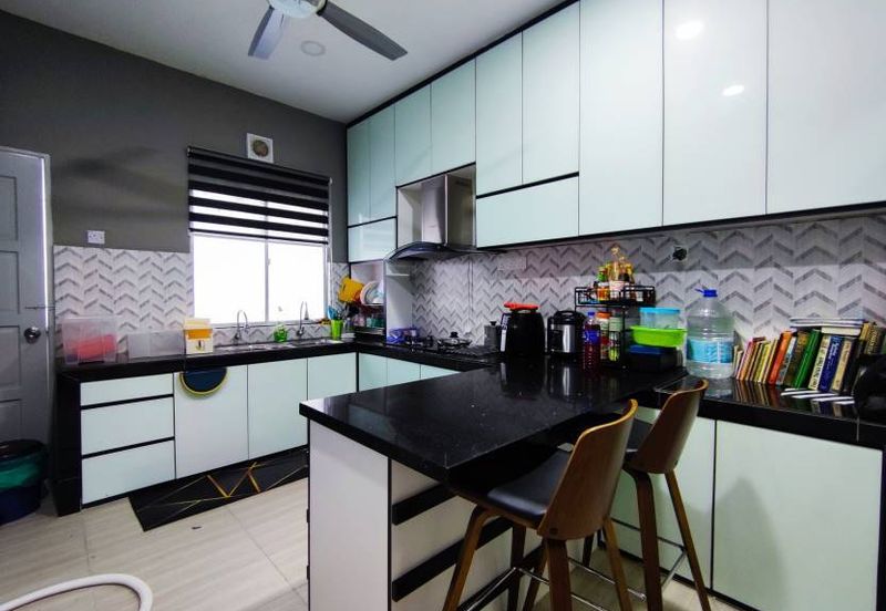 Bandar Saujana Putra 2storey house SUPER CANTIK RENO, EXTEND KITCHEN