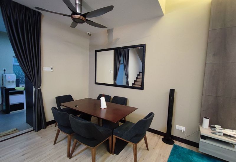 Bandar Saujana Putra 2storey house SUPER CANTIK RENO, EXTEND KITCHEN