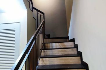 Bandar Saujana Putra 2storey house SUPER CANTIK RENO, EXTEND KITCHEN