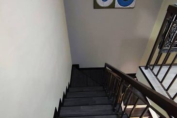 Bandar Saujana Putra 2storey house SUPER CANTIK RENO, EXTEND KITCHEN