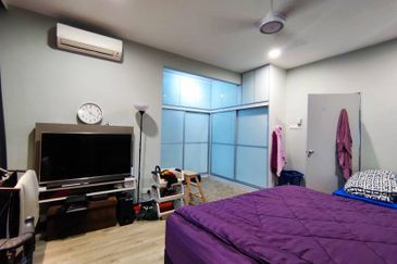 Bandar Saujana Putra 2storey house SUPER CANTIK RENO, EXTEND KITCHEN