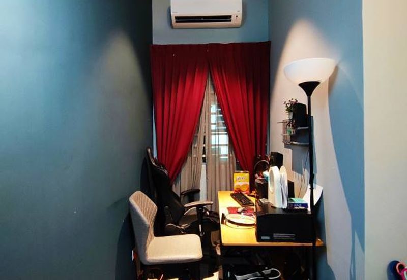 Bandar Saujana Putra 2storey house SUPER CANTIK RENO, EXTEND KITCHEN