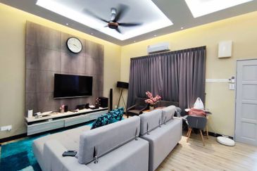 Bandar Saujana Putra 2storey house SUPER CANTIK RENO, EXTEND KITCHEN