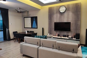 Bandar Saujana Putra 2storey house SUPER CANTIK RENO, EXTEND KITCHEN