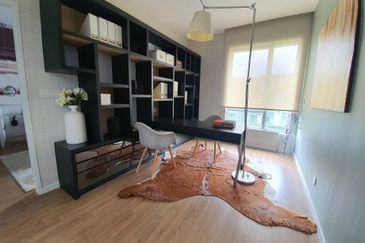 Parkfield Residences, Tropicana Heights