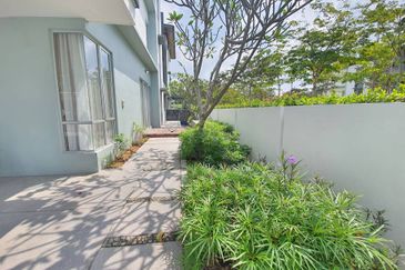 Parkfield Residences, Tropicana Heights