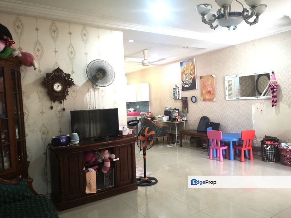 2sty Lestari Putra LEP Paragon Seri Kembangan Kitchen Cabinet, Fully Extended, Selangor, Seri Kembangan