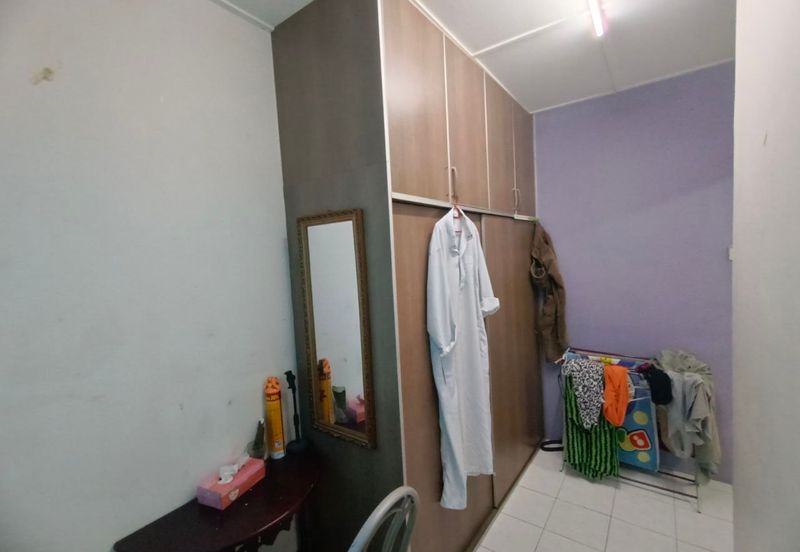 SemiD Cluster 2sty Putra Perdana Puchong NonBumi,Face Open, Extend Dapur