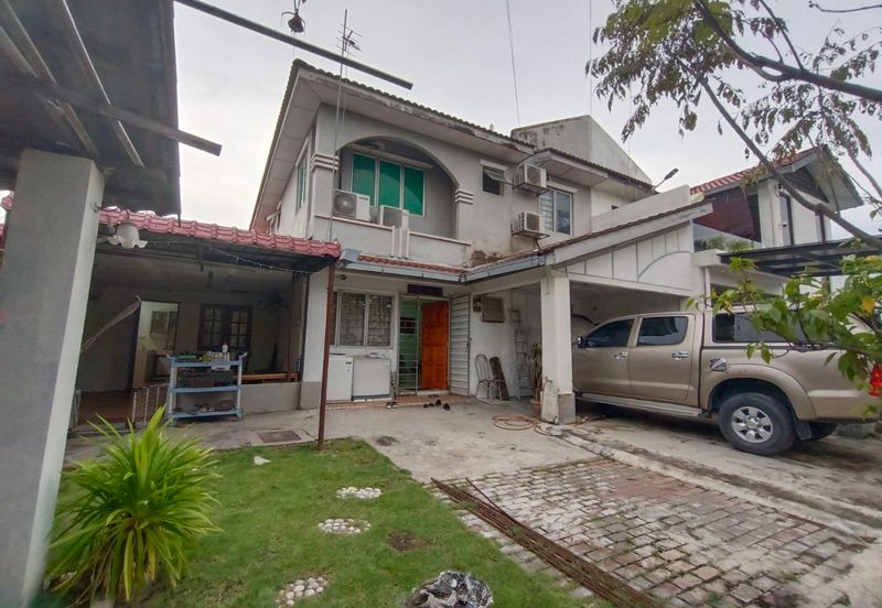 SemiD Cluster 2sty Putra Perdana Puchong NonBumi,Face Open, Extend Dapur