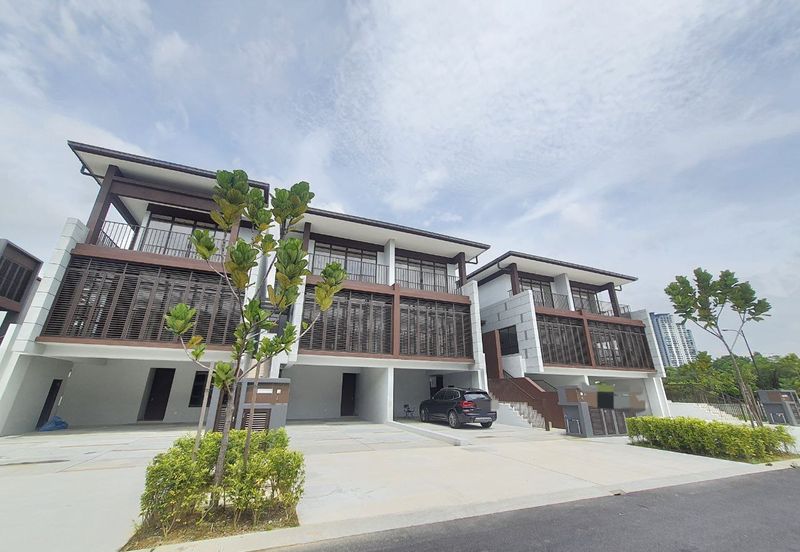 3sty Mulia Residence Cyberjaya FREEHOLD Nonbumi, New Brand Unit, Murah