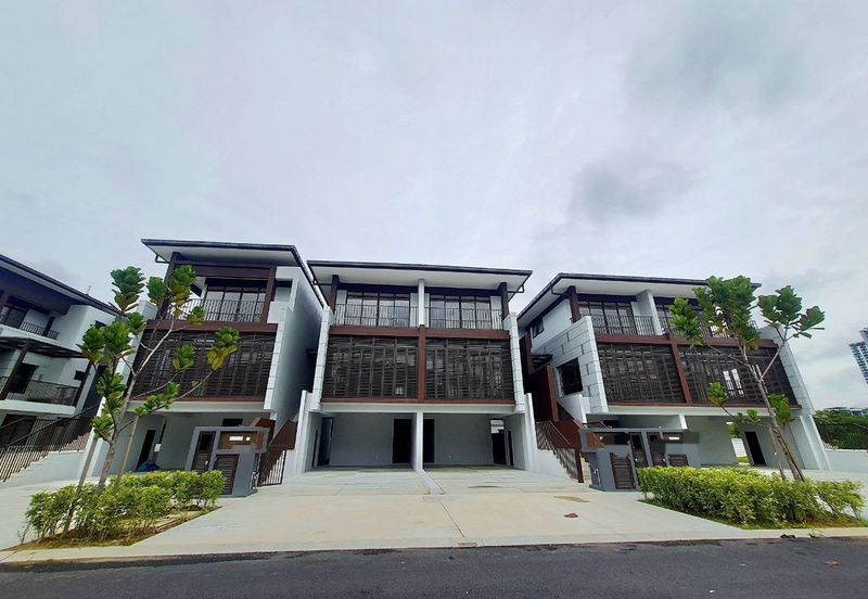 3sty Mulia Residence Cyberjaya FREEHOLD Nonbumi, New Brand Unit, Murah