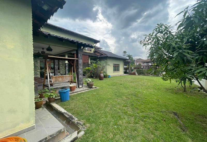 Seksyen 8, Shah Alam