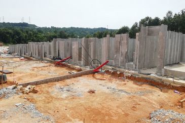 Bandar Baru Salak Tinggi