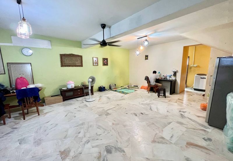 Taman Saujana Puchong