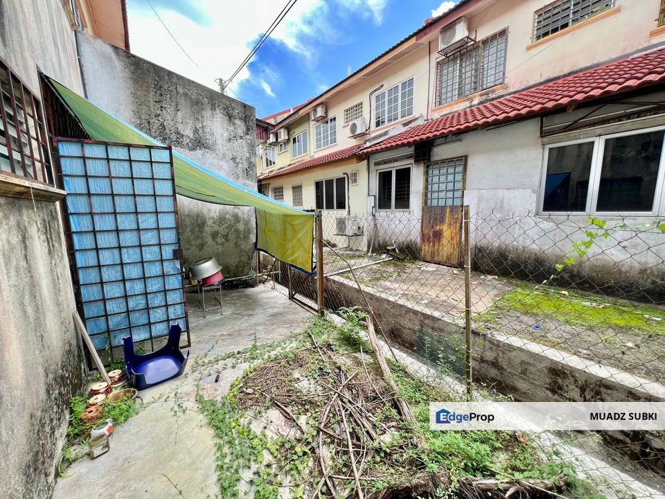 2sty house terrace Taman Saujana Puchong Murah, Mengadap Tasik, Cantik 22x75sqft, Selangor, Puchong South