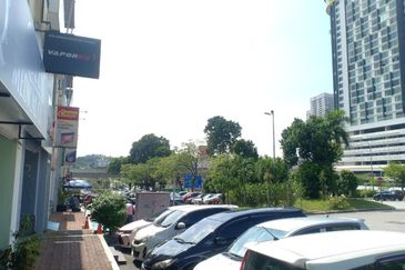 Pusat Perdagangan Seri Kembangan