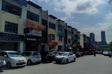 Pusat Perdagangan Seri Kembangan