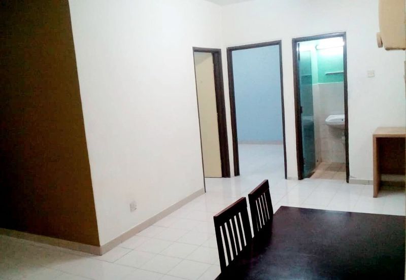 Vista Pinggiran, Taman Pinggiran Putra