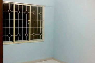 Vista Pinggiran, Taman Pinggiran Putra