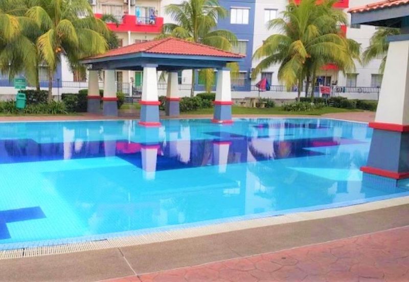 Vista Pinggiran, Taman Pinggiran Putra