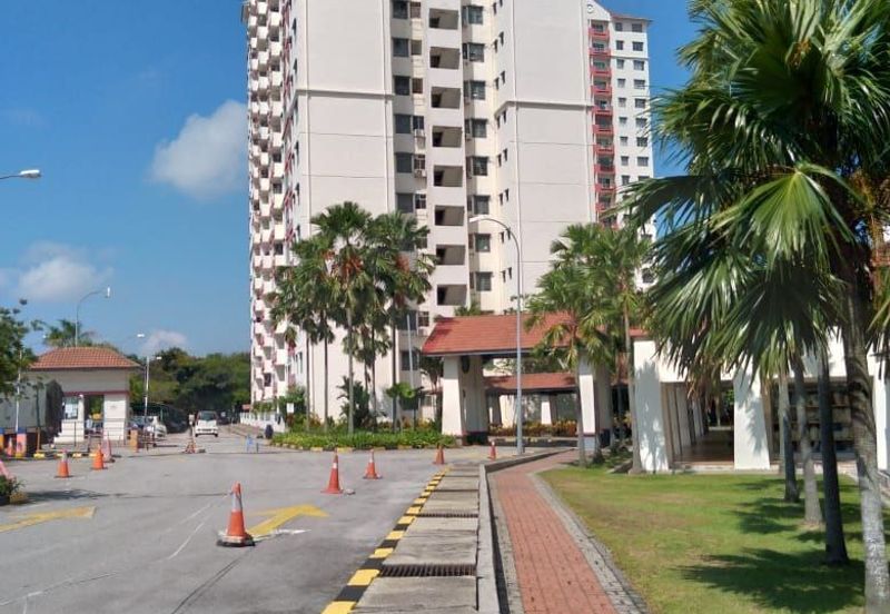 Vista Pinggiran, Taman Pinggiran Putra