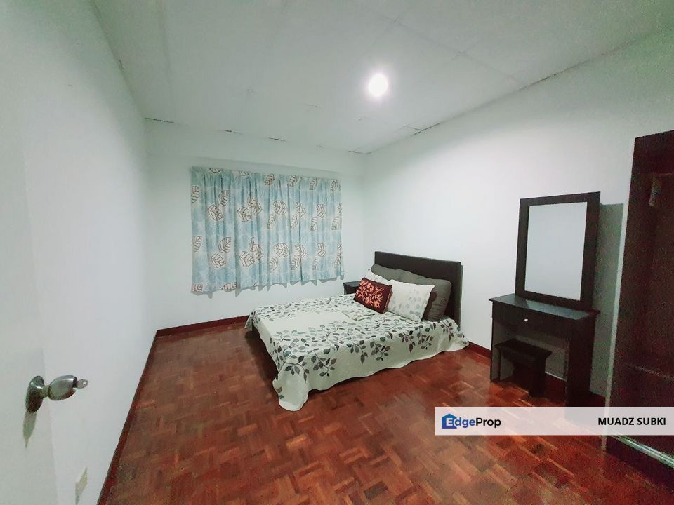Putra Permai Apartment Seri Kembangan MURAH, Near MRT, CAT BARU CANTIK, Selangor, Seri Kembangan