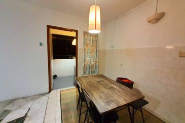 Putra Permai Apartment