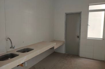 Pangsapuri Cempaka @ Taman Salak Maju