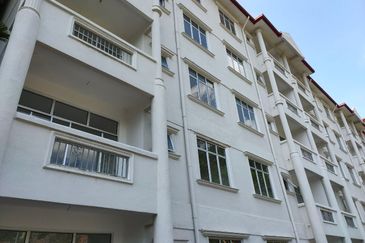 Pangsapuri Cempaka @ Taman Salak Maju