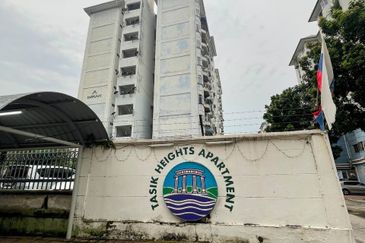 Tasik Heights Apartment