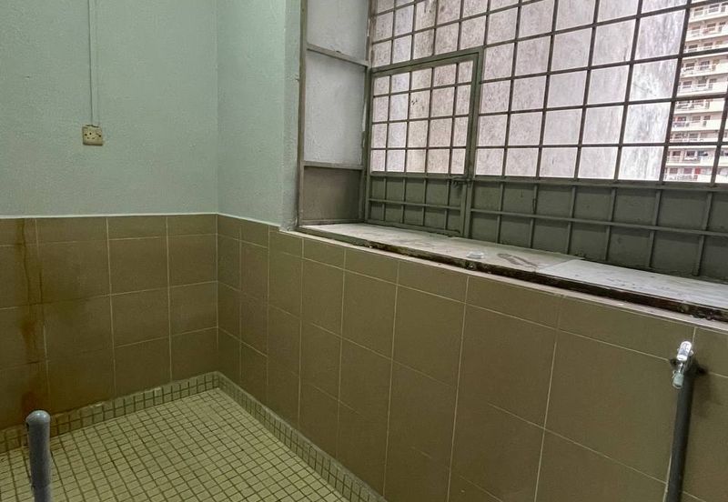 Tasik Heights Apartment