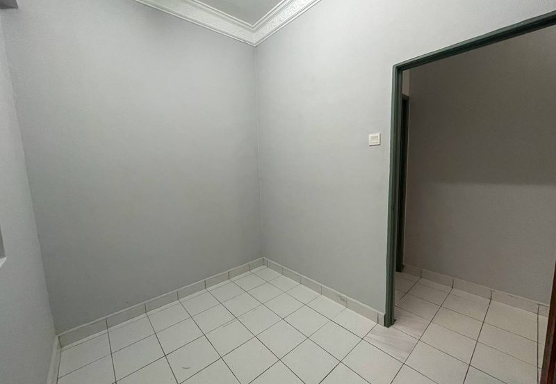 Tasik Heights Apartment