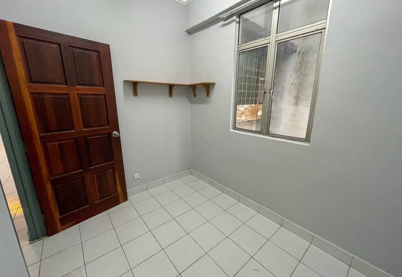 Tasik Heights Apartment