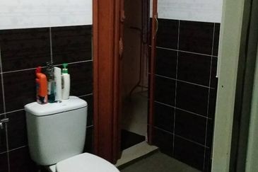 Tasik Heights Apartment