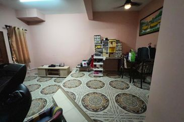 2sty house Bandar Tasik Selatan KL Nonbumi Cantik