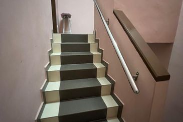 2sty house Bandar Tasik Selatan KL Nonbumi Cantik