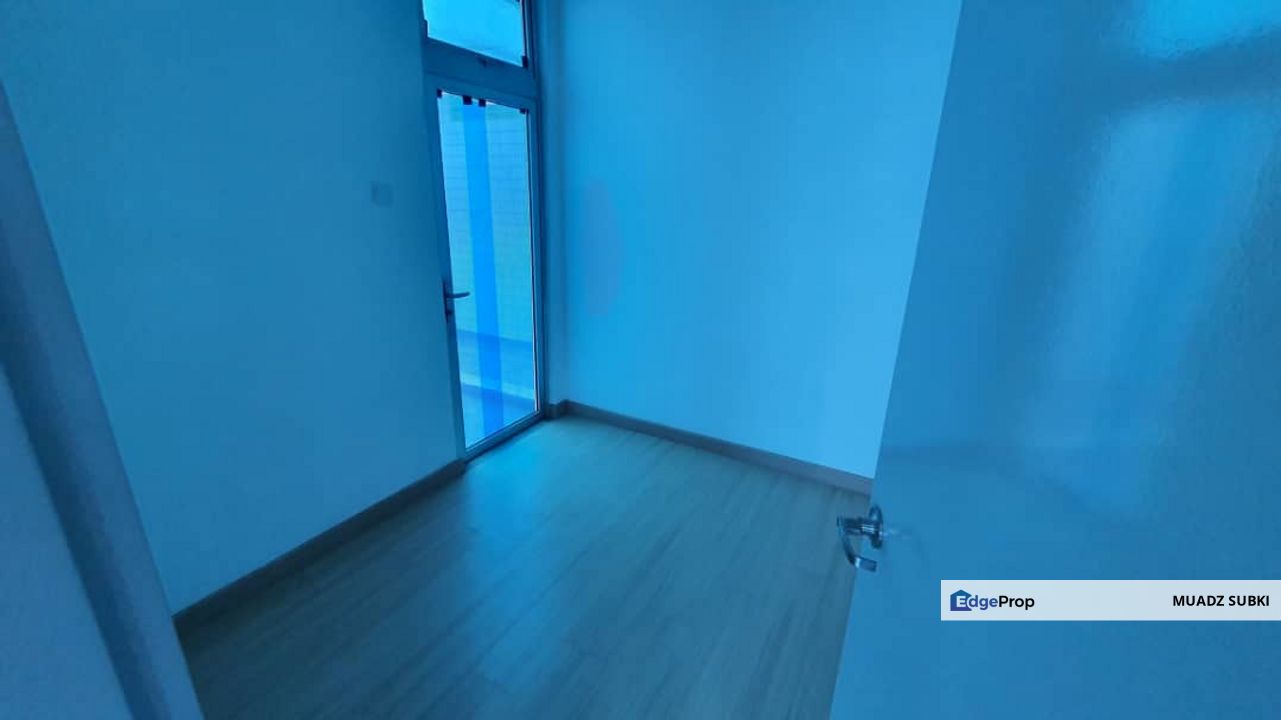 Casa Bluebell Town House Dengkil Cyberjaya Unit Bawah,Corner Non Bumi, Selangor, Dengkil