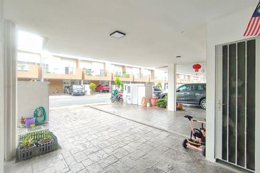 Casa Bluebell @ Cybersouth