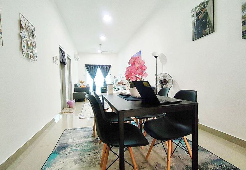 Casa Bluebell @ Cybersouth