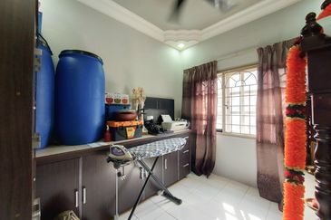 Sri Tanjung Apartment