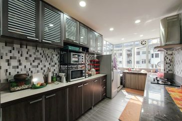 Sri Tanjung Apartment