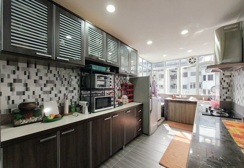 Sri Tanjung Apartment