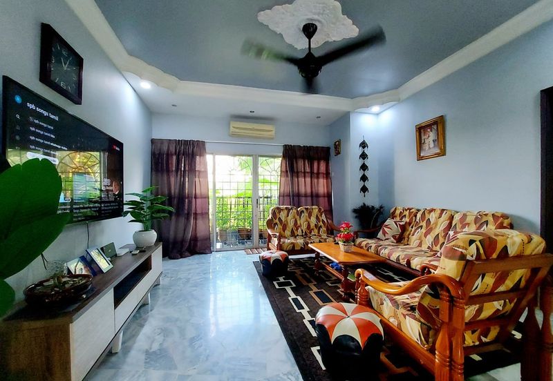 Sri Tanjung Apartment