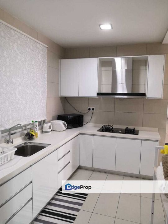 Cyberjaya Puchong Vision Residence Corner Unit, Non Bumi, 2 Car parks, Putrajaya, Cyberjaya