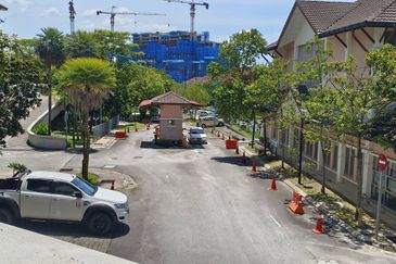 Saujana Aster, Precinct 11