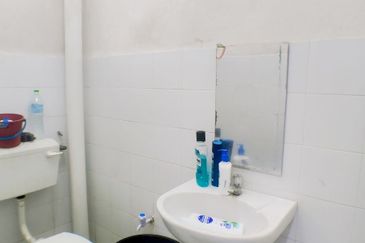 Taman Saujana Puchong