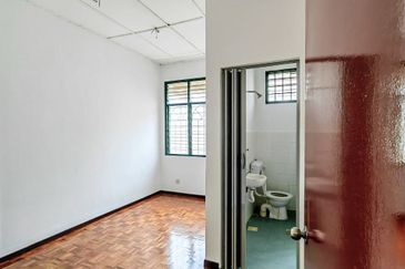 Taman Saujana Puchong