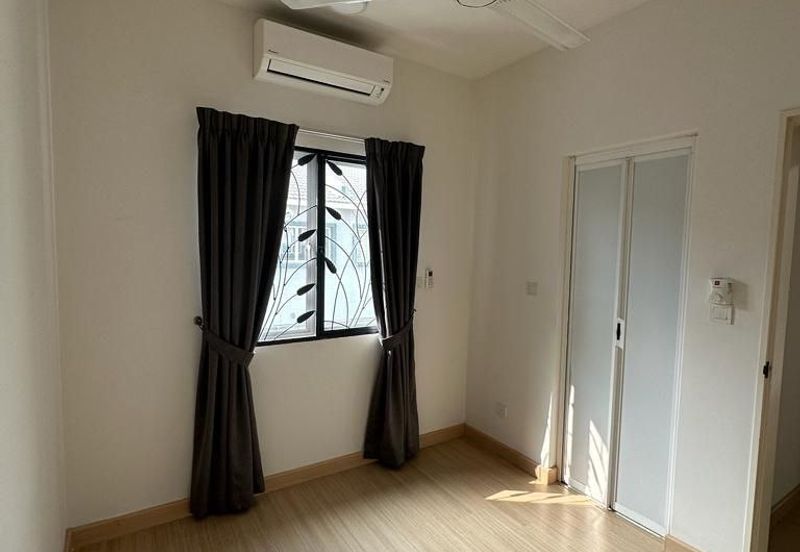 Saujana Aster, Precinct 11