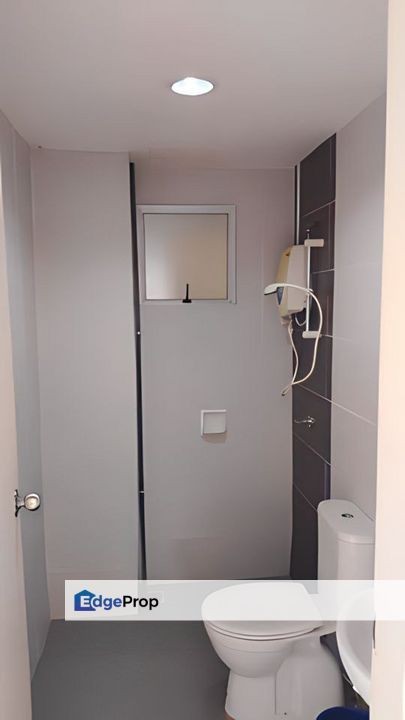 Calisa Residences Taman Mas Puchong Murah Nonbumi Cantik Rumah Terjaga, Selangor, Puchong