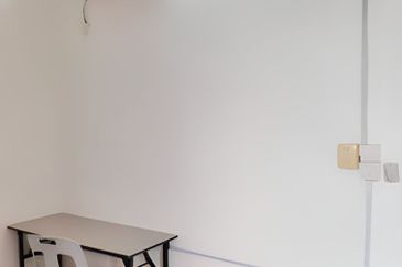 Calisa M @ Calisa Residences